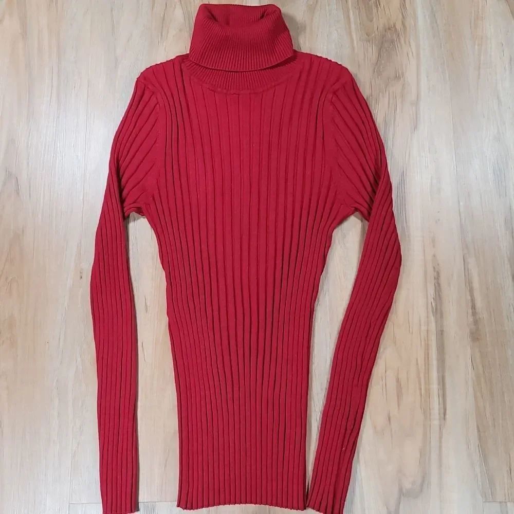 💜Questions Say What Wine Ribbed Soft Turtleneck Medium